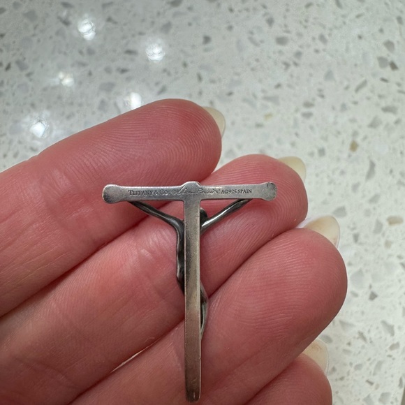 Tiffany and Co Elsa Paretti crucifix. Necklace. - Picture 8 of 9